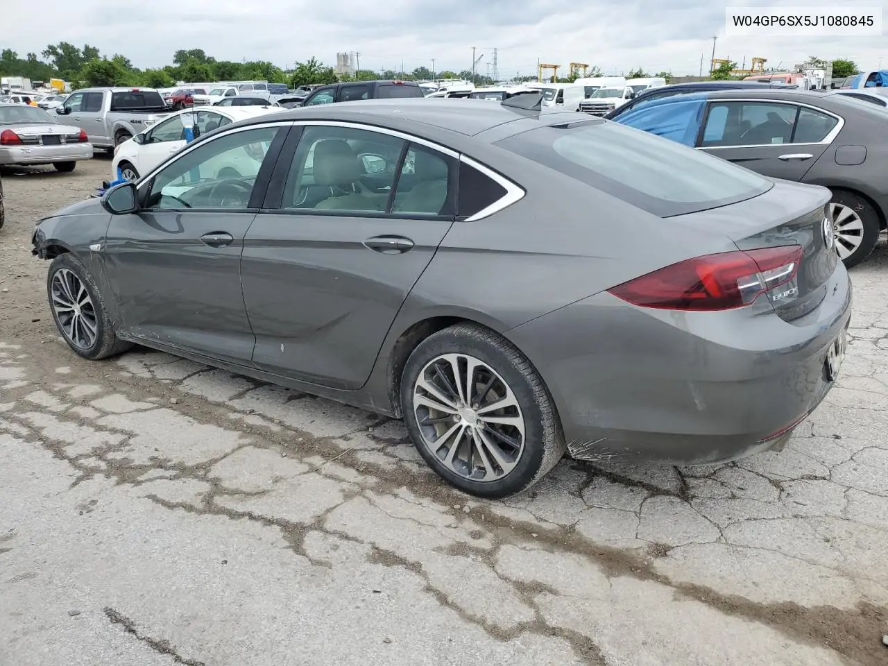 2018 Buick Regal Essence VIN: W04GP6SX5J1080845 Lot: 58384595