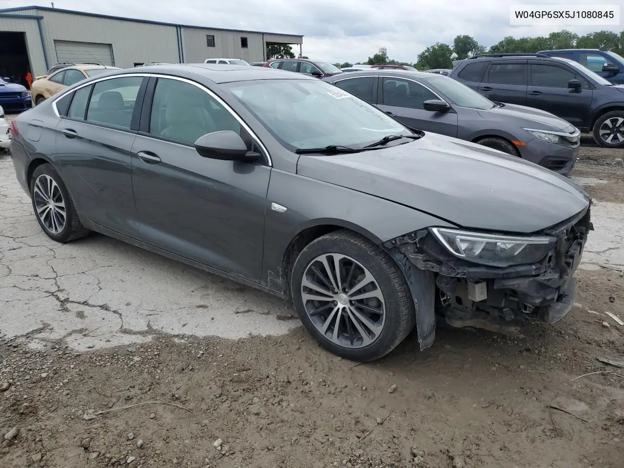 2018 Buick Regal Essence VIN: W04GP6SX5J1080845 Lot: 58384595