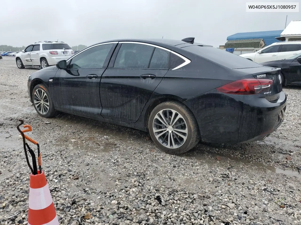 2018 Buick Regal Essence VIN: W04GP6SX5J1080957 Lot: 58431045