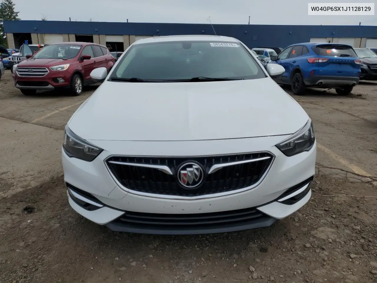 2018 Buick Regal Essence VIN: W04GP6SX1J1128129 Lot: 58543215