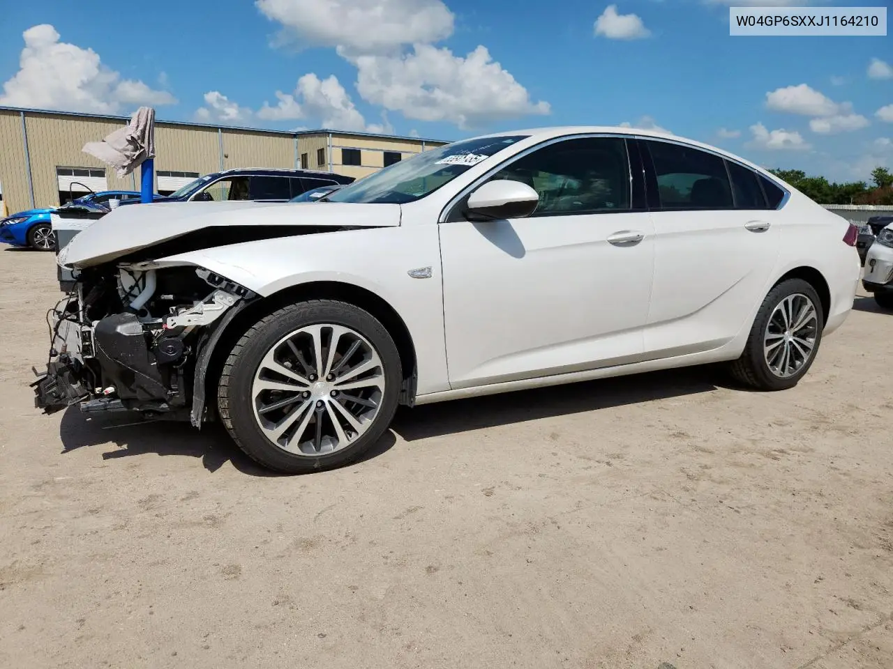 2018 Buick Regal Essence VIN: W04GP6SXXJ1164210 Lot: 63841165