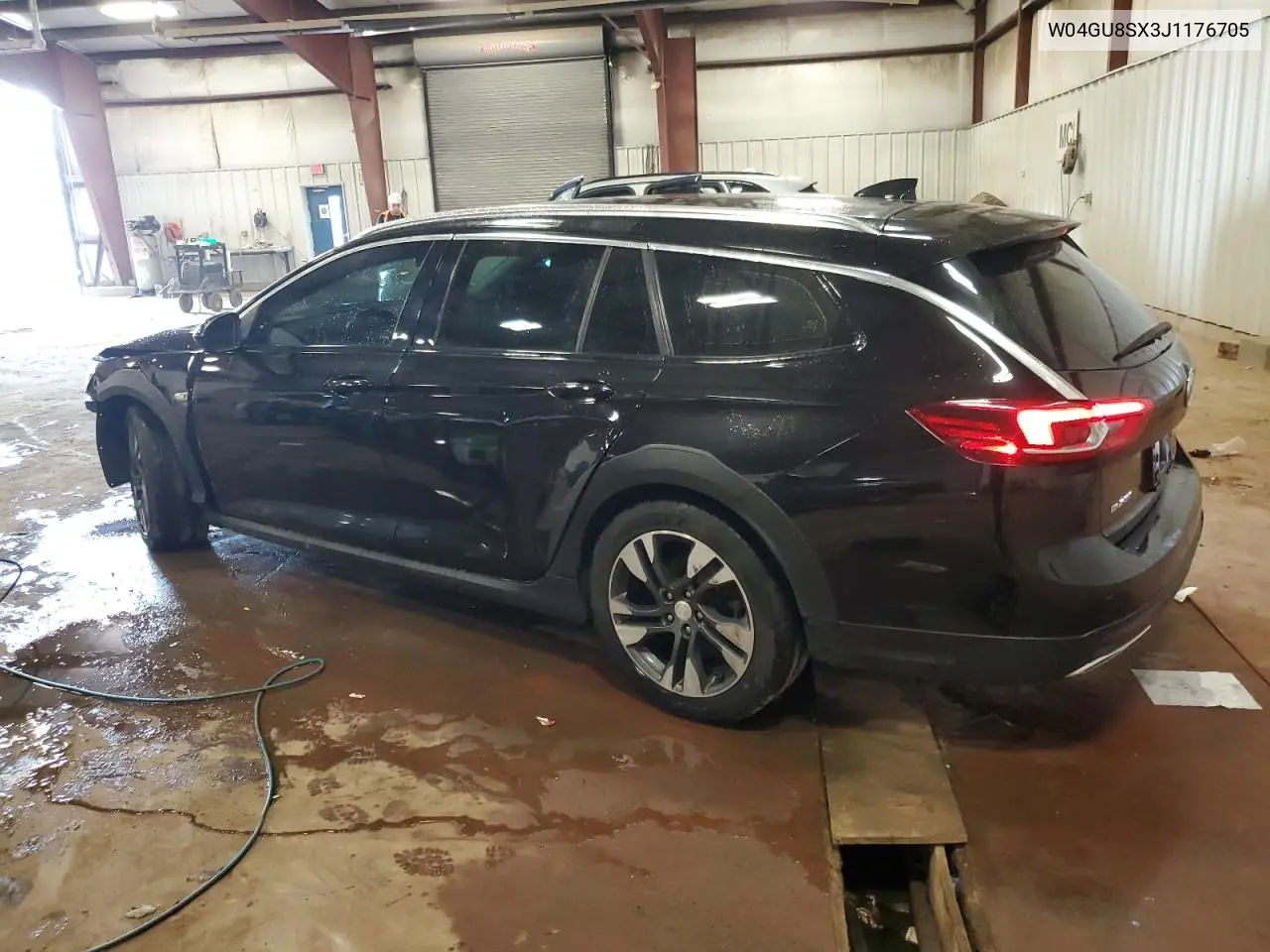 2018 Buick Regal Tourx Preferred VIN: W04GU8SX3J1176705 Lot: 64317585
