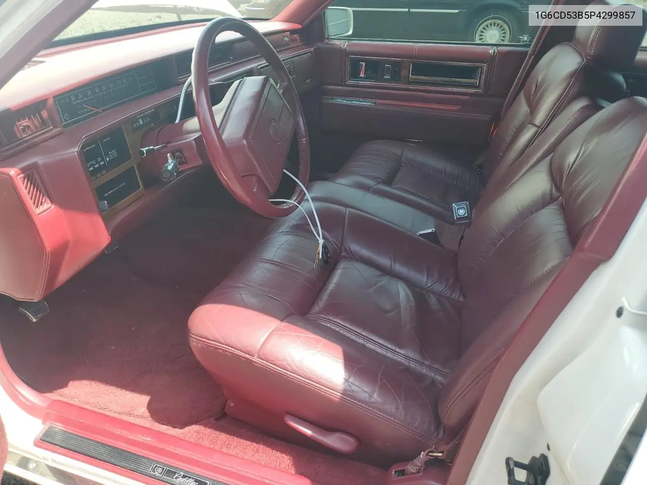 1993 Cadillac Deville VIN: 1G6CD53B5P4299857 Lot: 55495845