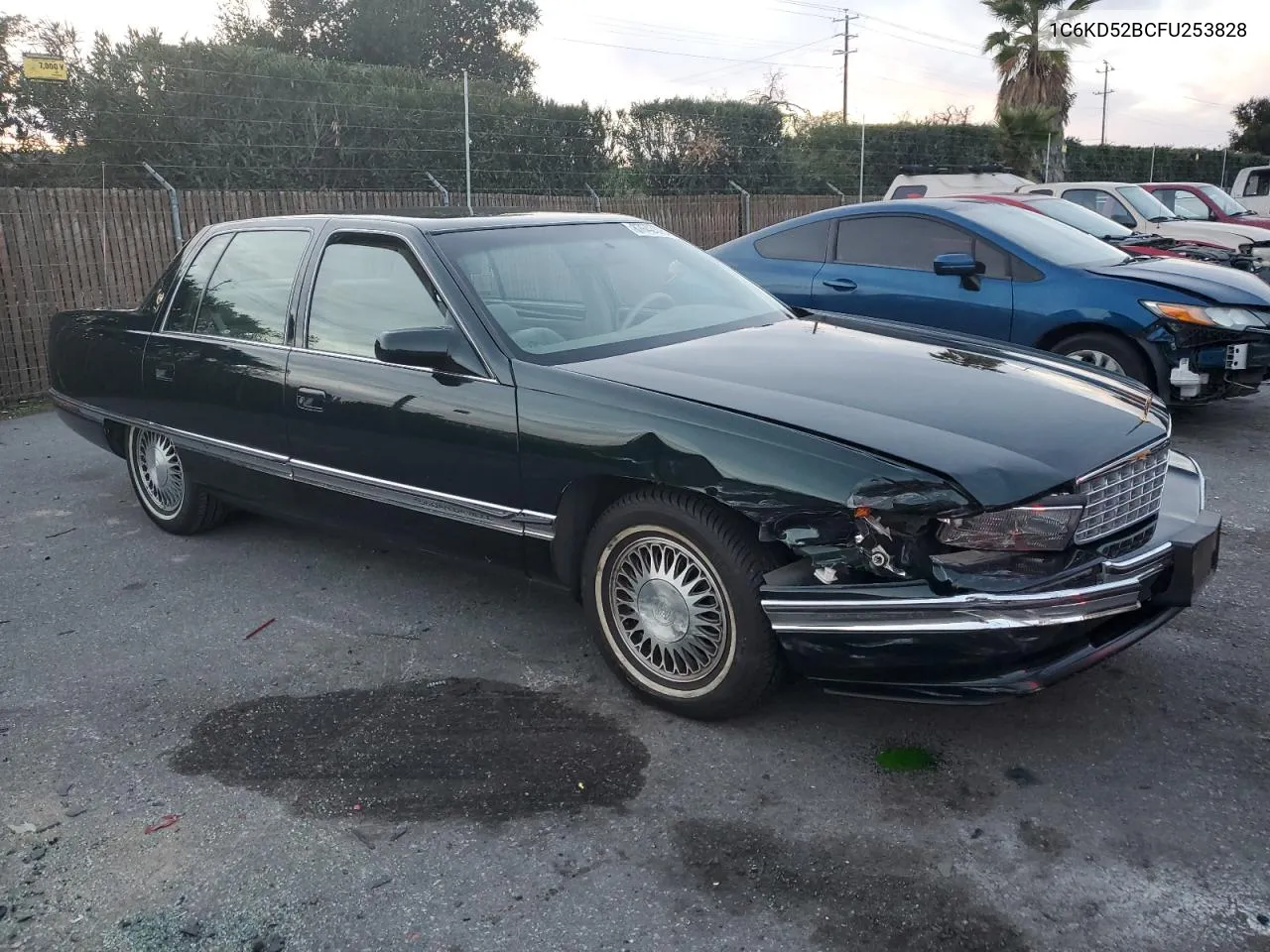 1995 Cadillac Deville VIN: 1C6KD52BCFU253828 Lot: 87642595