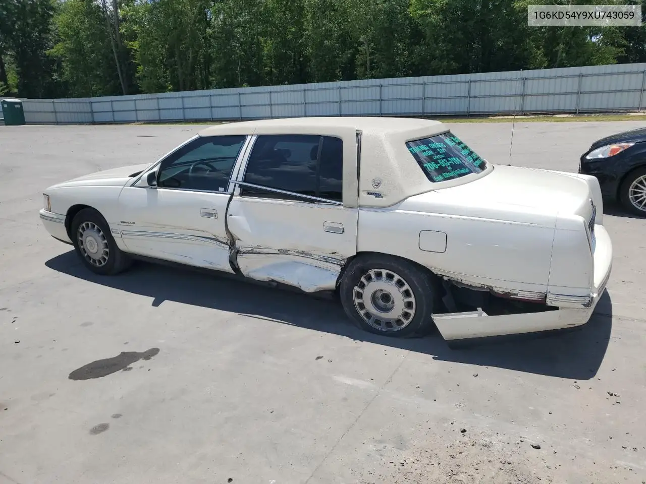 1999 Cadillac Deville VIN: 1G6KD54Y9XU743059 Lot: 61805085