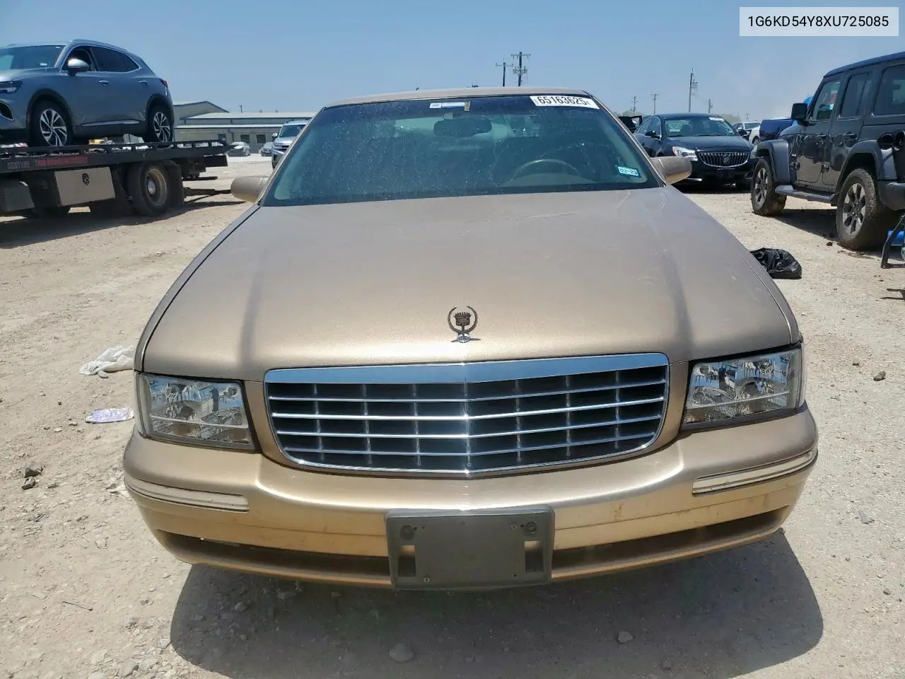 1999 Cadillac Deville VIN: 1G6KD54Y8XU725085 Lot: 65163625