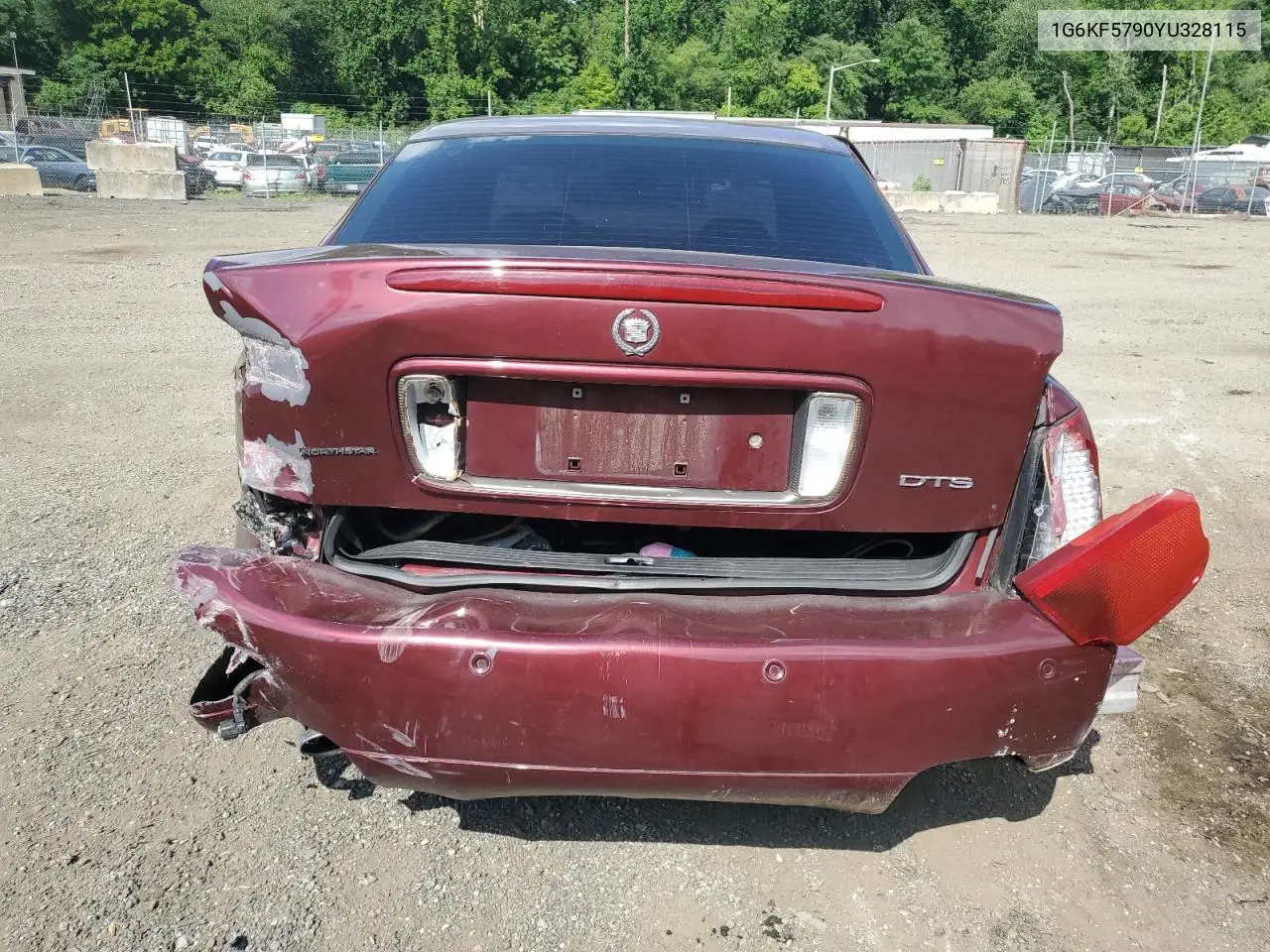 2000 Cadillac Deville Dts VIN: 1G6KF5790YU328115 Lot: 62000185