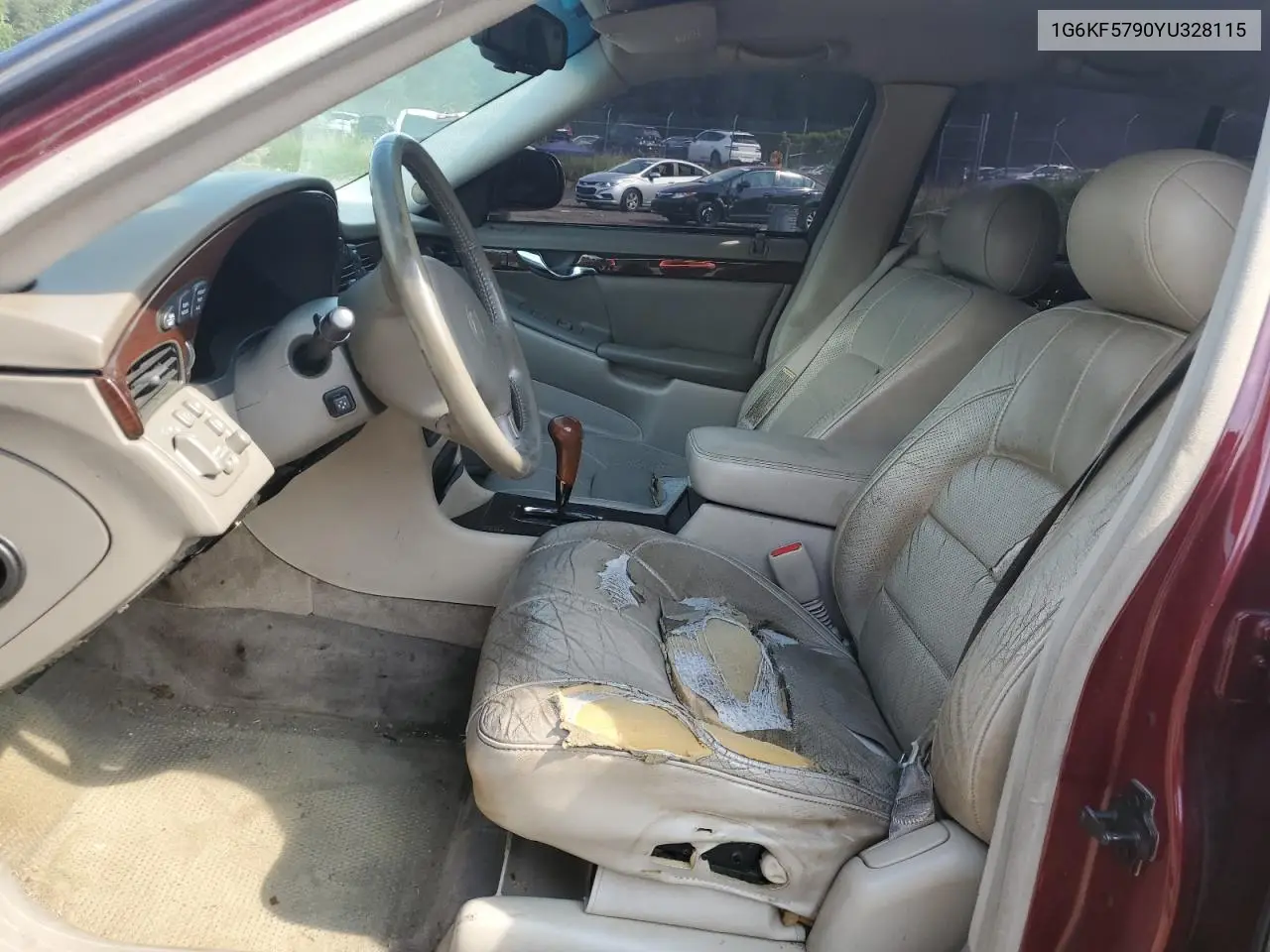 2000 Cadillac Deville Dts VIN: 1G6KF5790YU328115 Lot: 62000185