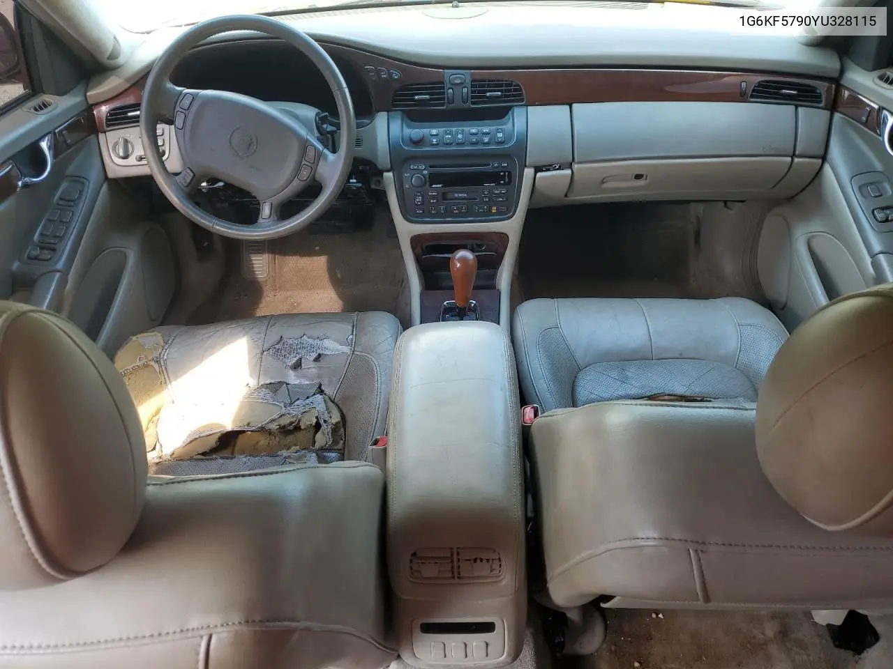 2000 Cadillac Deville Dts VIN: 1G6KF5790YU328115 Lot: 62000185