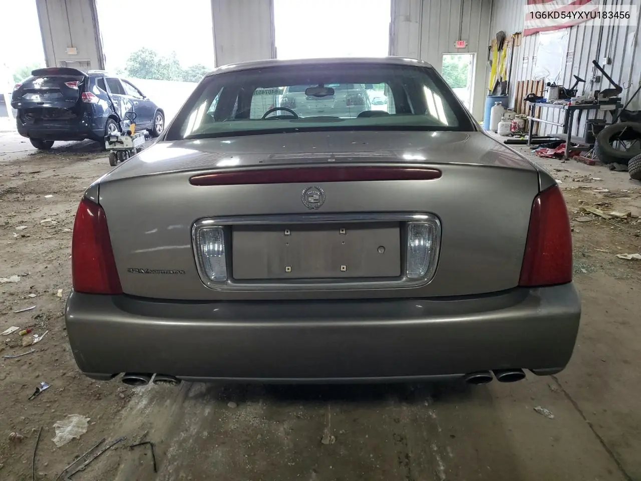 2000 Cadillac Deville VIN: 1G6KD54YXYU183456 Lot: 64074575