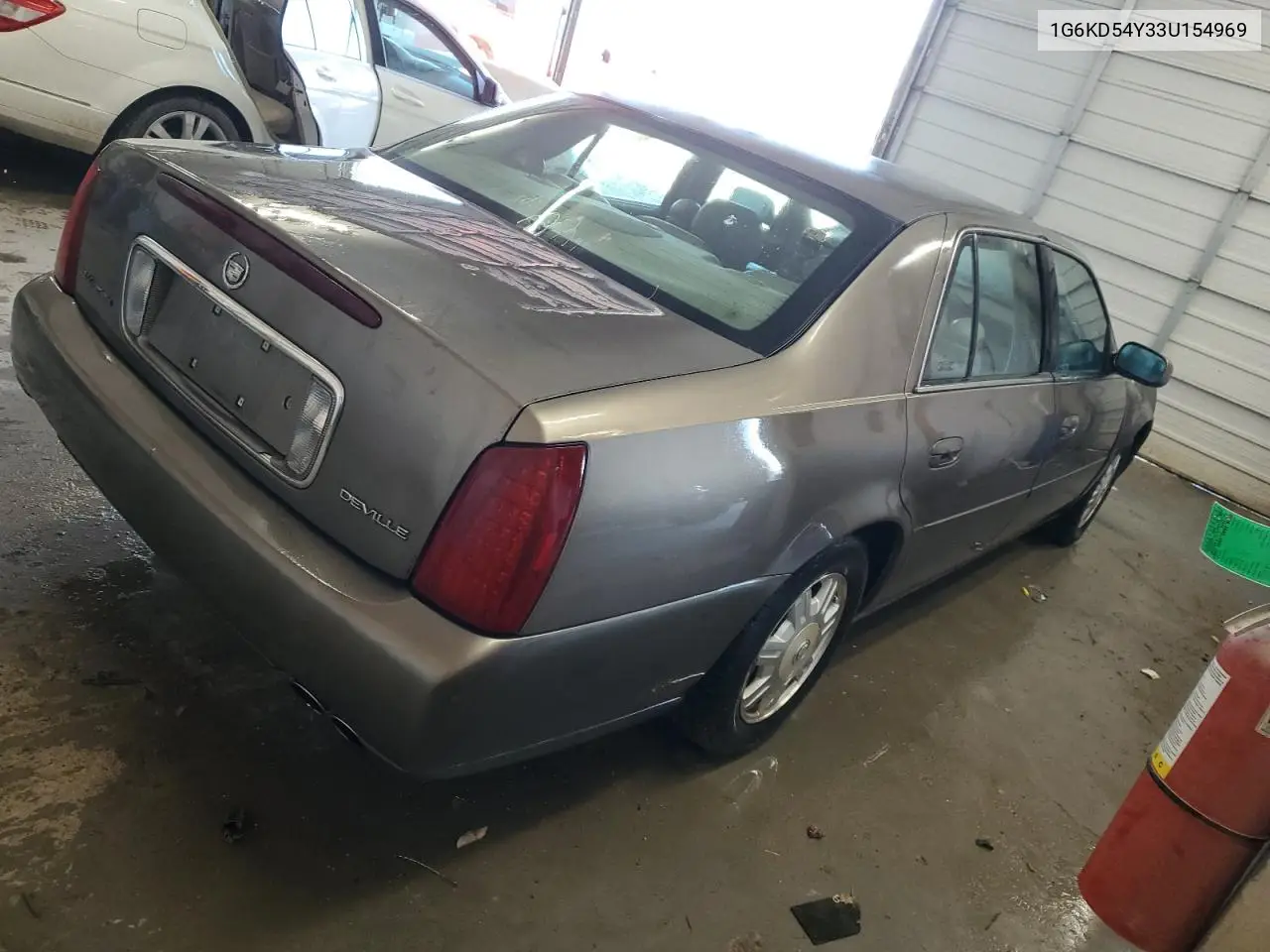 2003 Cadillac Deville VIN: 1G6KD54Y33U154969 Lot: 42022565
