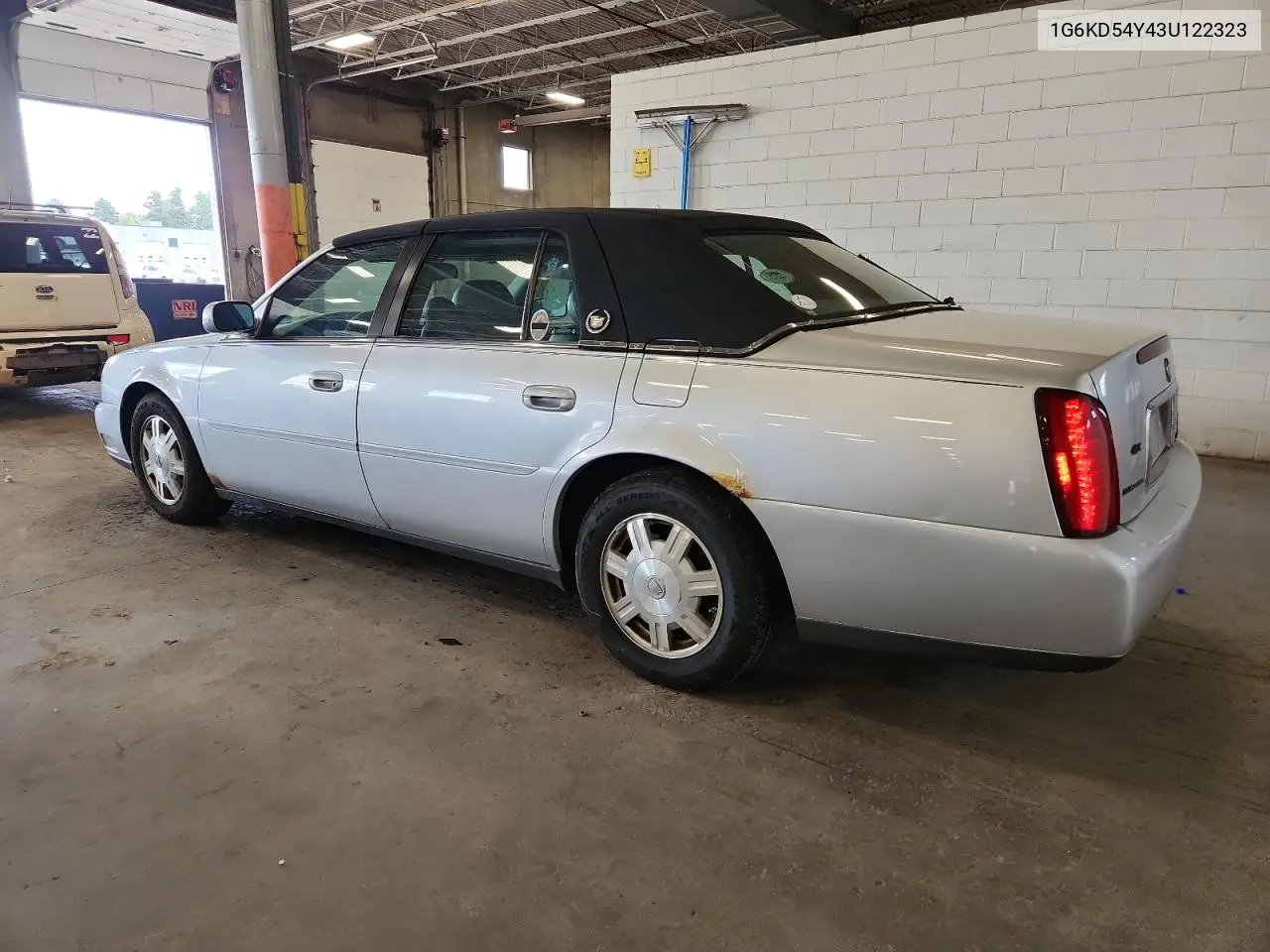 2003 Cadillac Deville VIN: 1G6KD54Y43U122323 Lot: 65383305