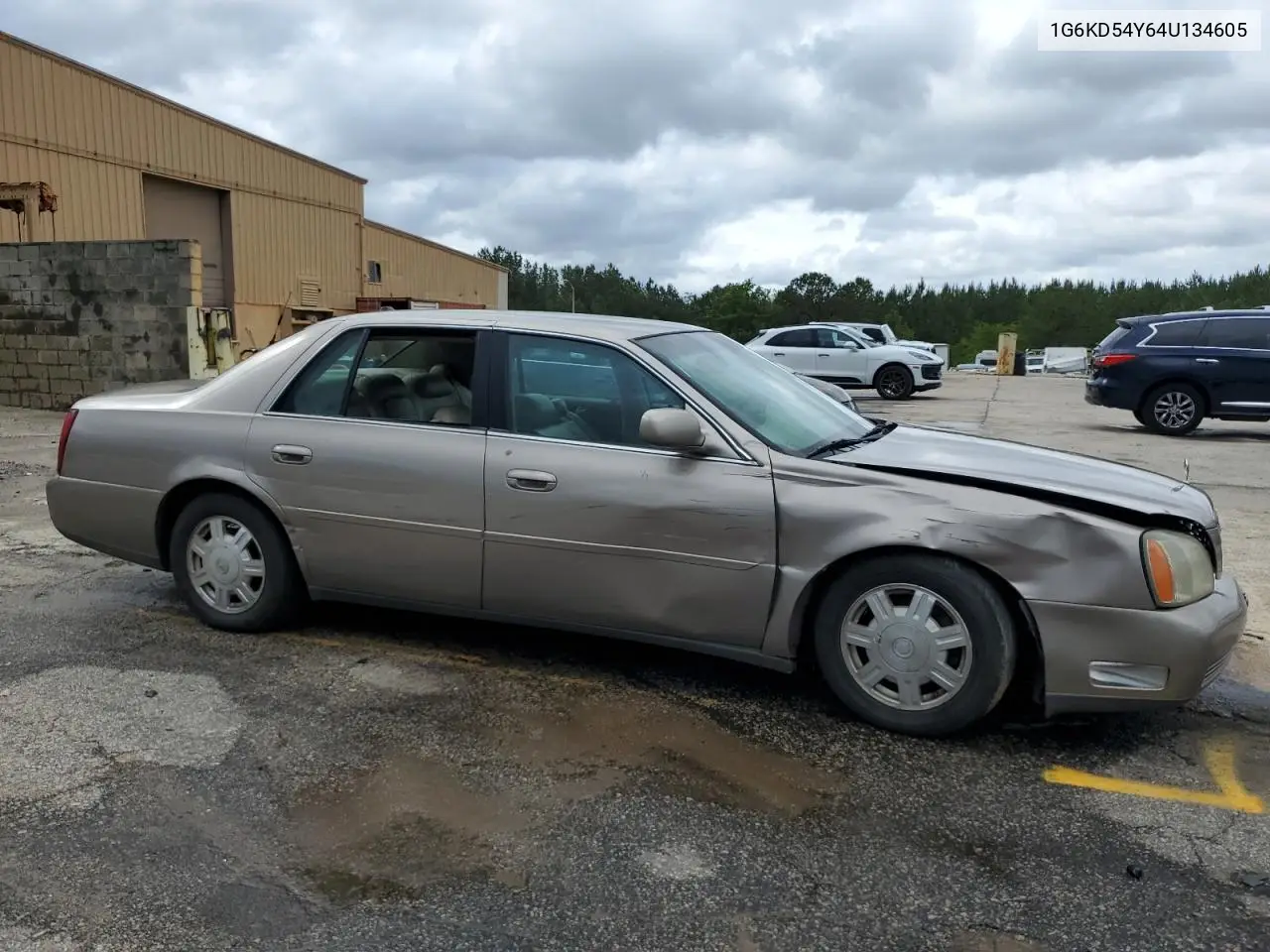 2004 Cadillac Deville VIN: 1G6KD54Y64U134605 Lot: 56258215