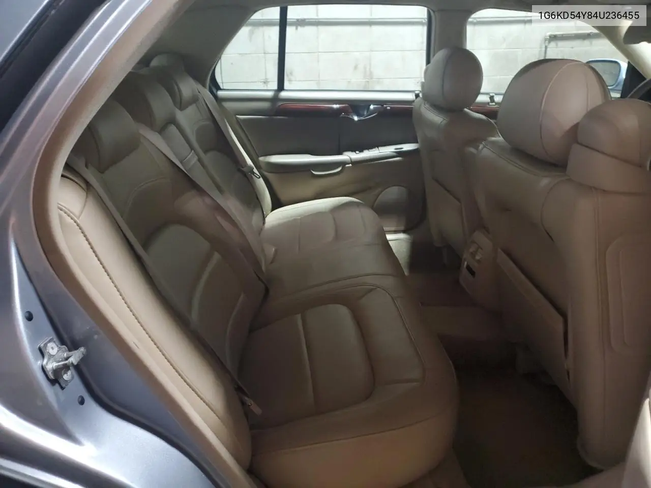 2004 Cadillac Deville VIN: 1G6KD54Y84U236455 Lot: 62503245