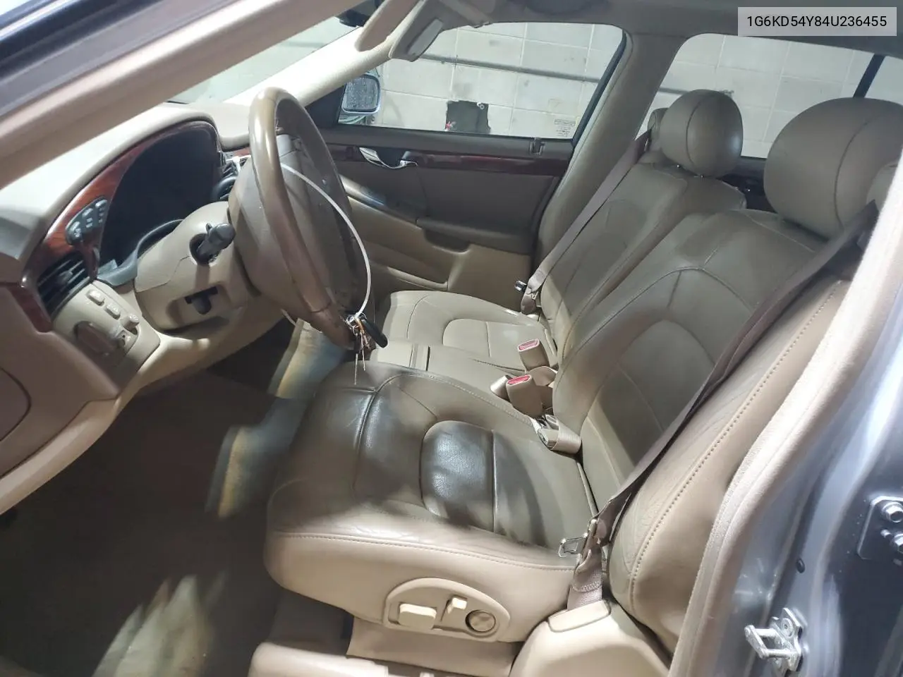 2004 Cadillac Deville VIN: 1G6KD54Y84U236455 Lot: 62503245