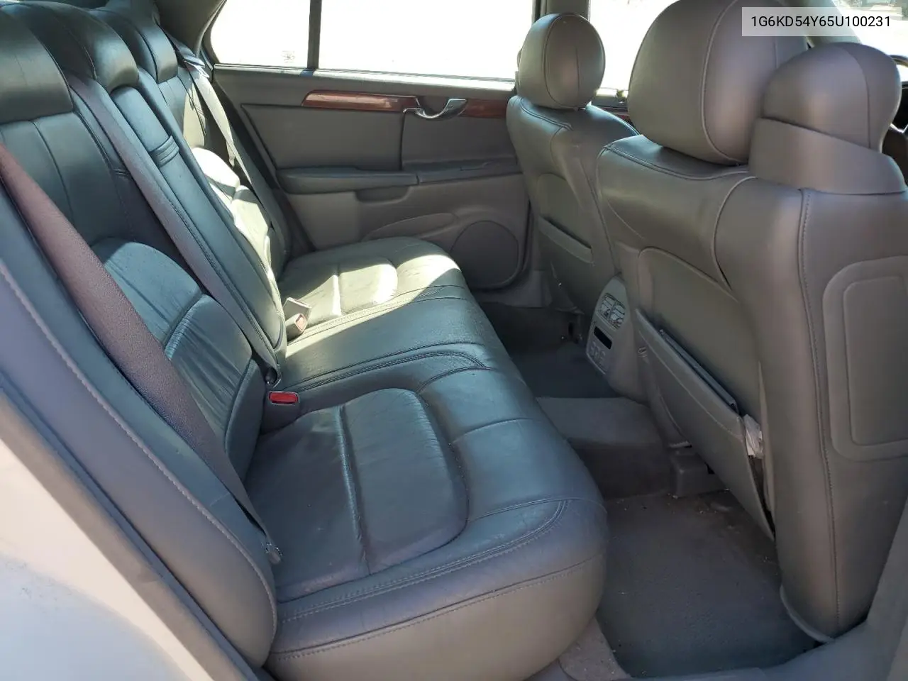2005 Cadillac Deville VIN: 1G6KD54Y65U100231 Lot: 55758605