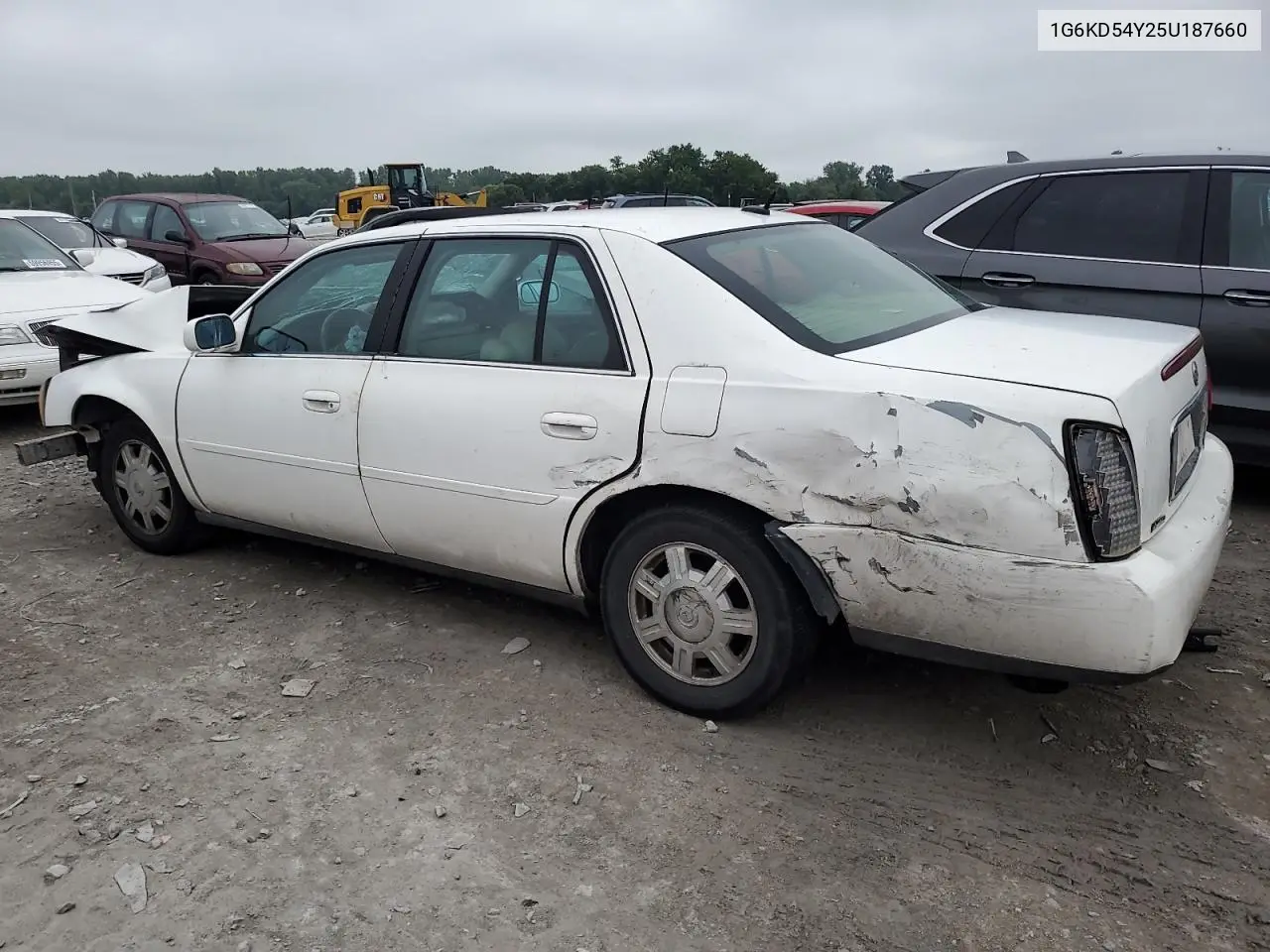 2005 Cadillac Deville VIN: 1G6KD54Y25U187660 Lot: 61268345