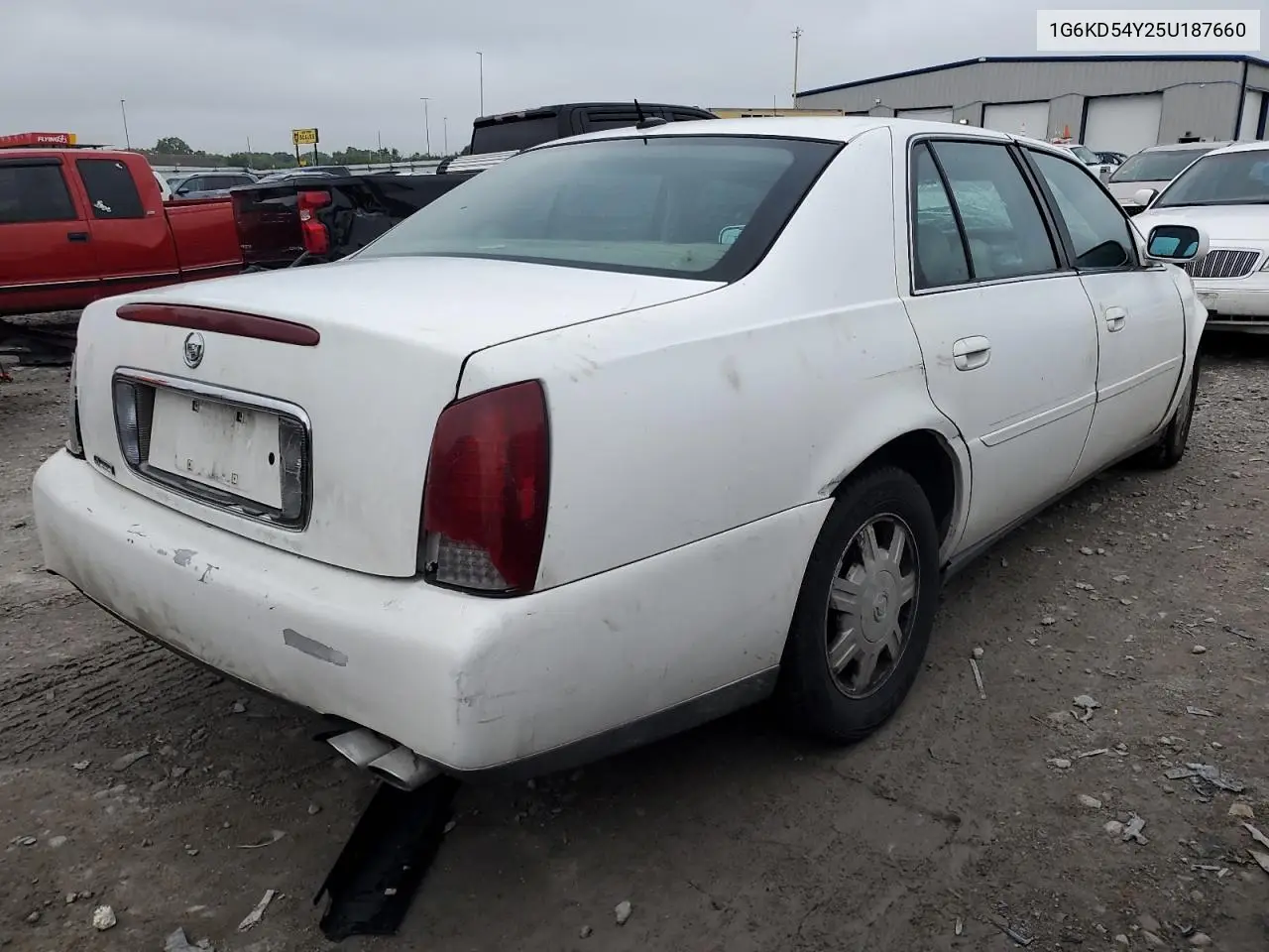 2005 Cadillac Deville VIN: 1G6KD54Y25U187660 Lot: 61268345
