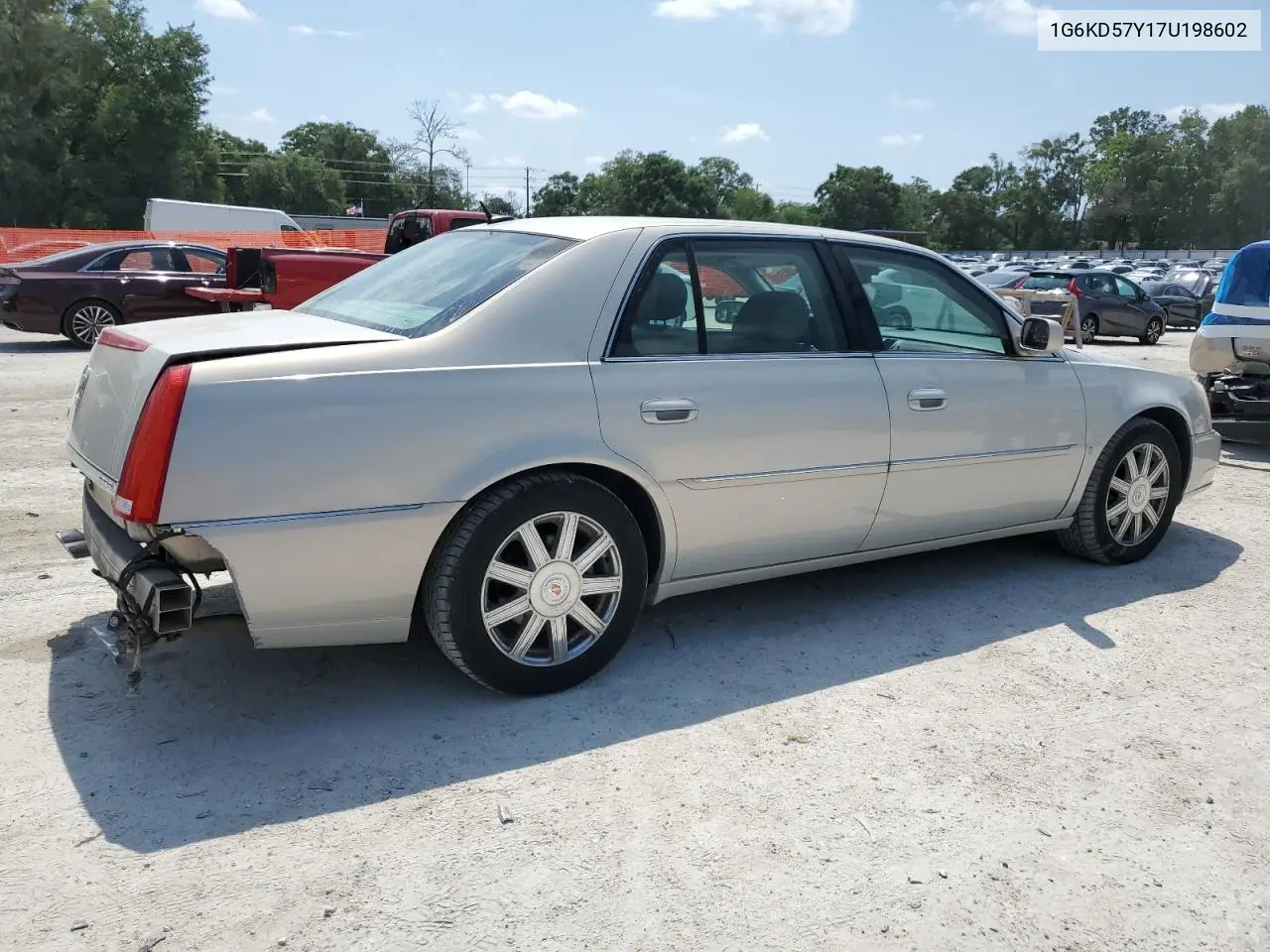2007 Cadillac Dts VIN: 1G6KD57Y17U198602 Lot: 56420205