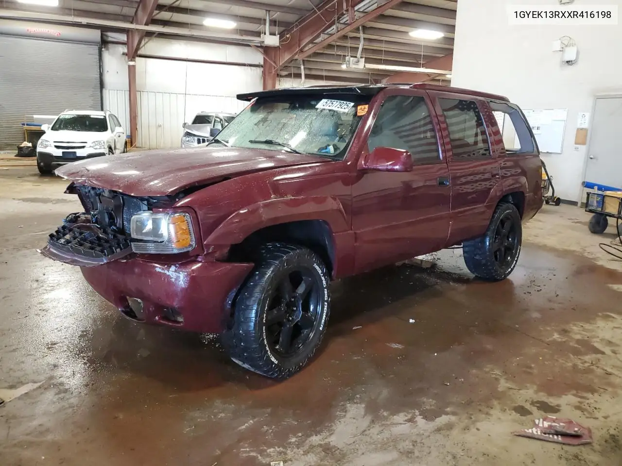 1999 Cadillac Escalade VIN: 1GYEK13RXXR416198 Lot: 57577925