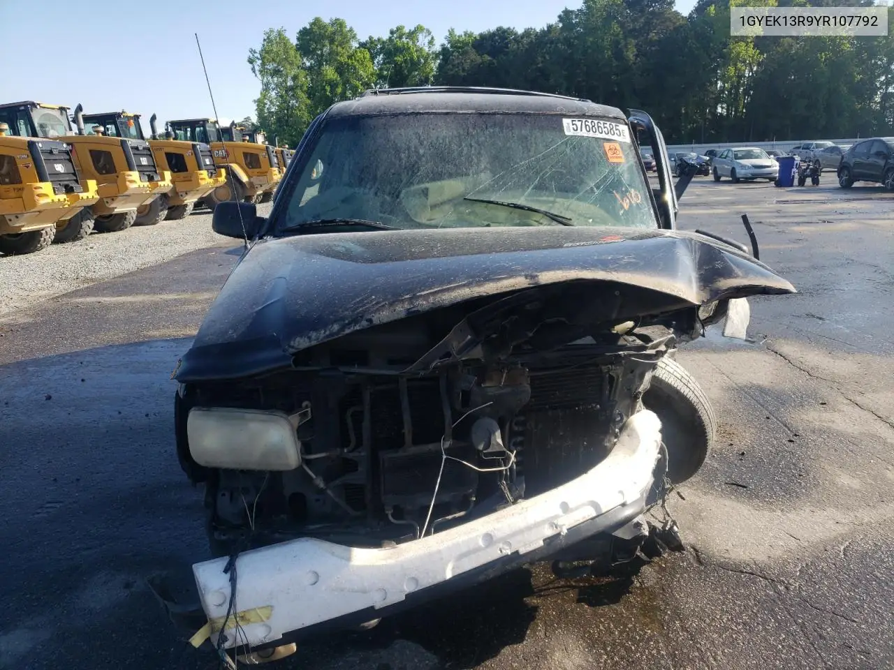 2000 Cadillac Escalade VIN: 1GYEK13R9YR107792 Lot: 57686585