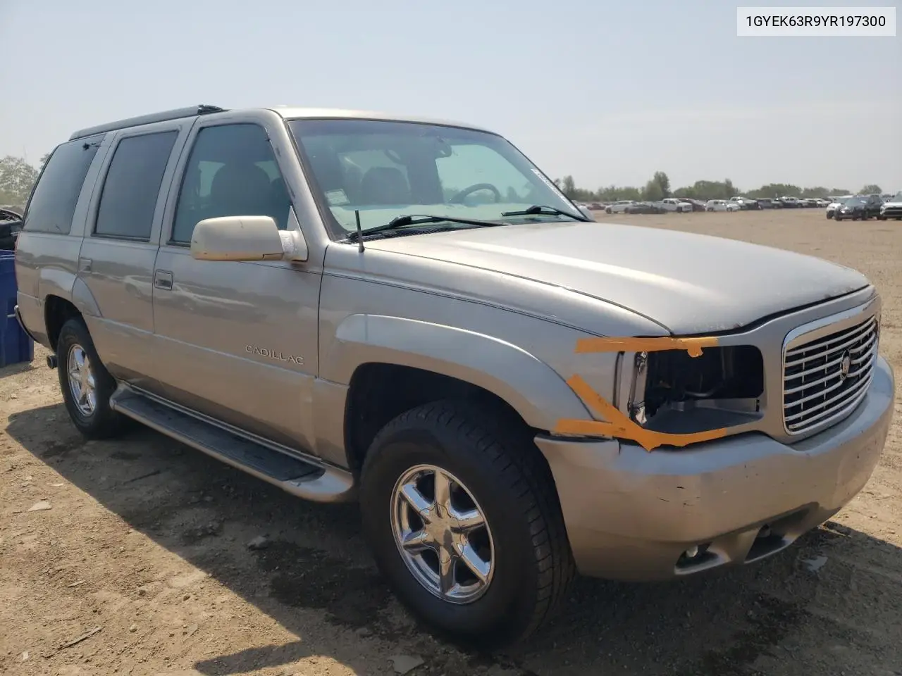 2000 Cadillac Escalade Luxury VIN: 1GYEK63R9YR197300 Lot: 60026815