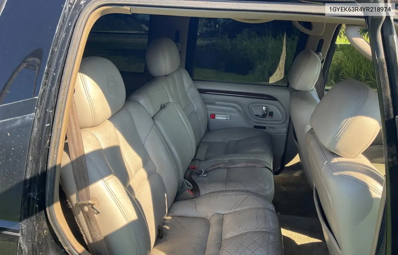 2000 Cadillac Escalade Luxury VIN: 1GYEK63R4YR218974 Lot: 64570765
