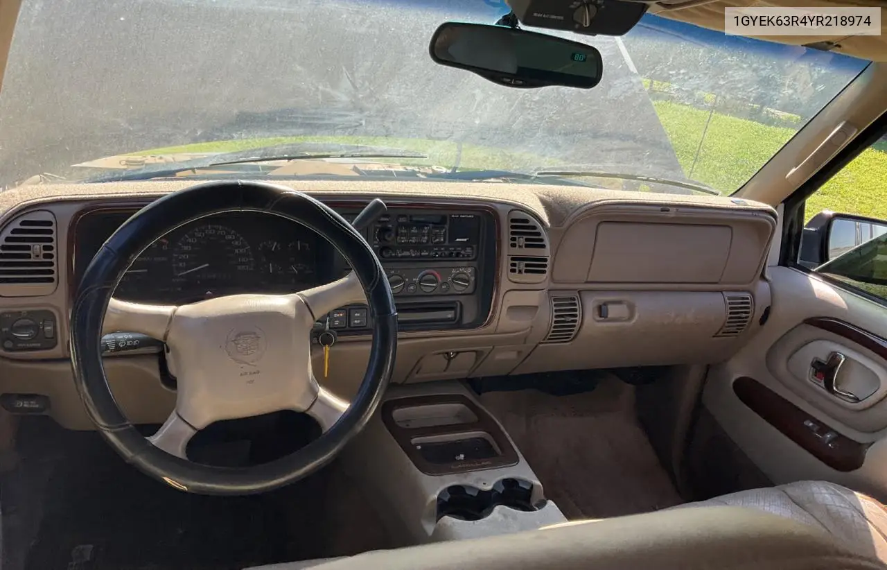 2000 Cadillac Escalade Luxury VIN: 1GYEK63R4YR218974 Lot: 64570765