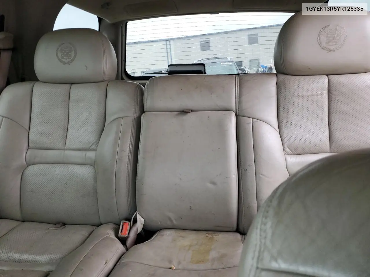 2000 Cadillac Escalade VIN: 1GYEK13R5YR125335 Lot: 80665744