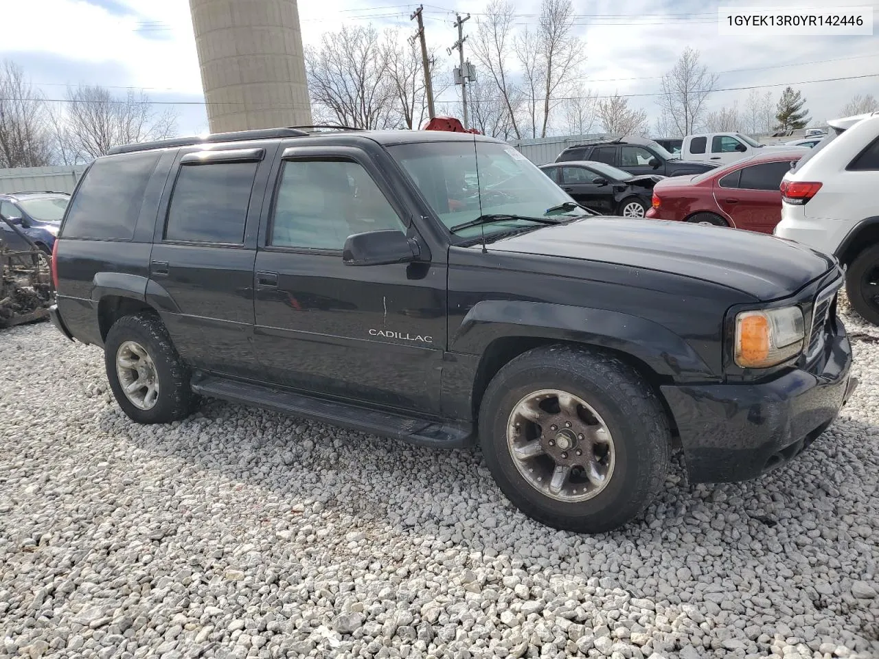 2000 Cadillac Escalade VIN: 1GYEK13R0YR142446 Lot: 86089094
