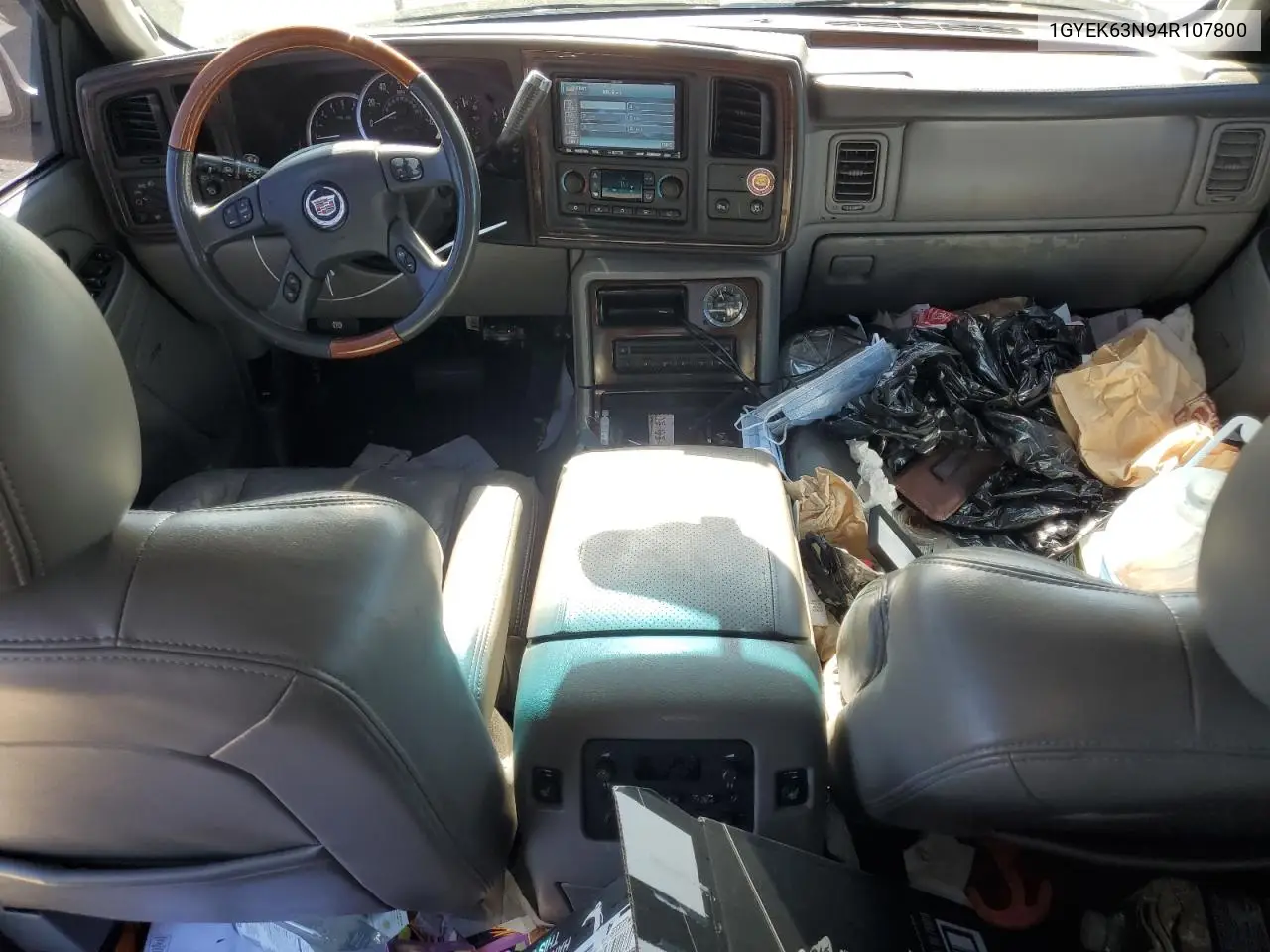2004 Cadillac Escalade Luxury VIN: 1GYEK63N94R107800 Lot: 56382875