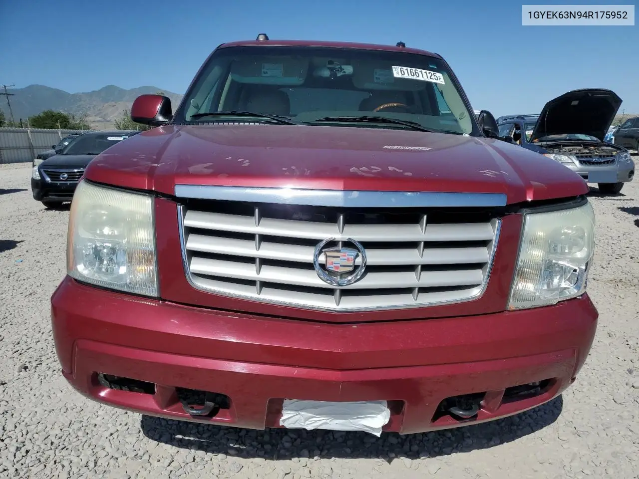 2004 Cadillac Escalade Luxury VIN: 1GYEK63N94R175952 Lot: 61661125