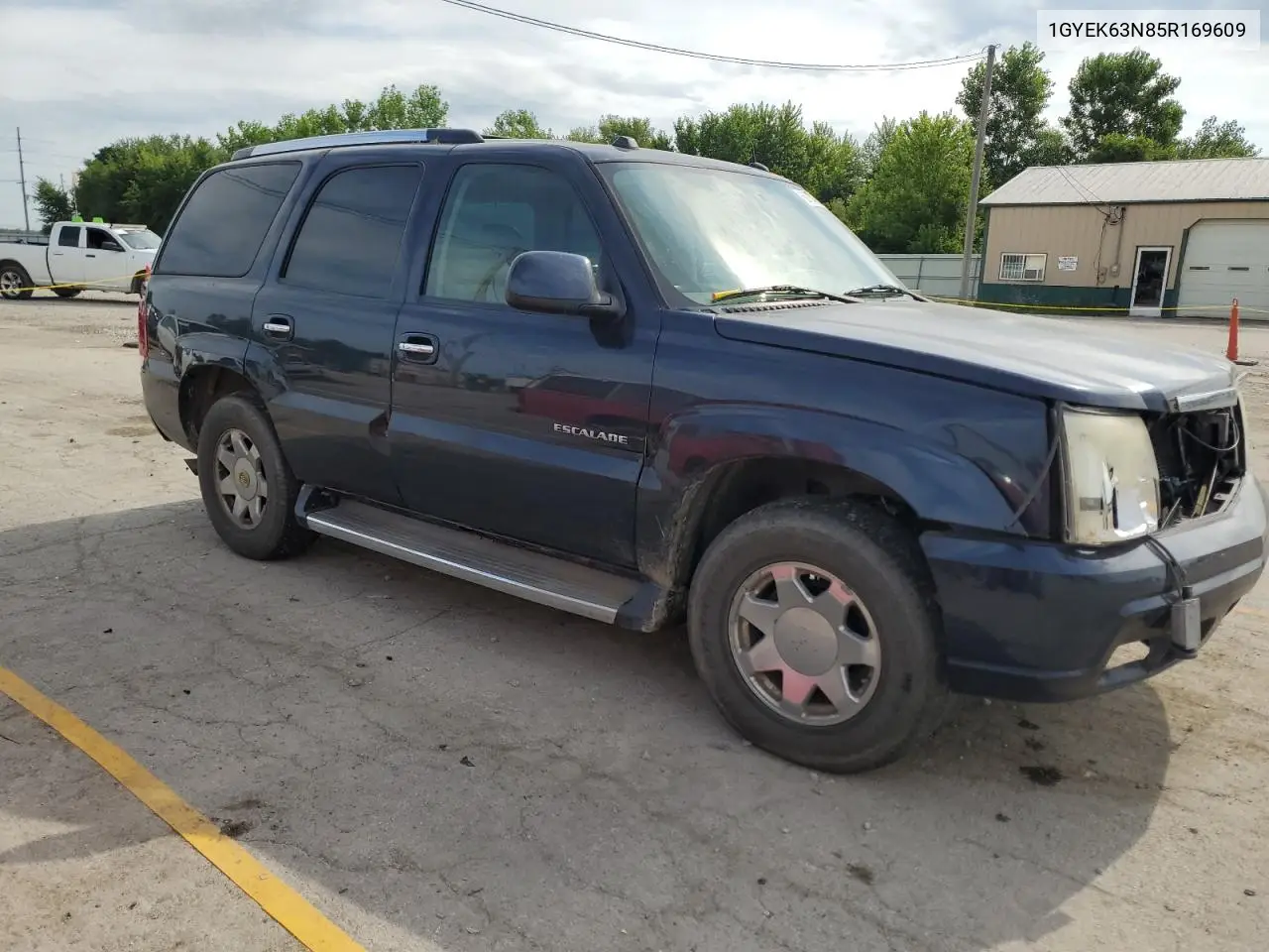 2005 Cadillac Escalade Luxury VIN: 1GYEK63N85R169609 Lot: 62768285