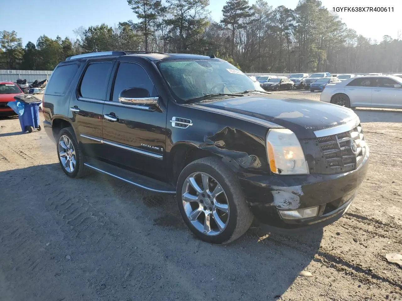 2007 Cadillac Escalade Luxury VIN: 1GYFK638X7R400611 Lot: 45345495