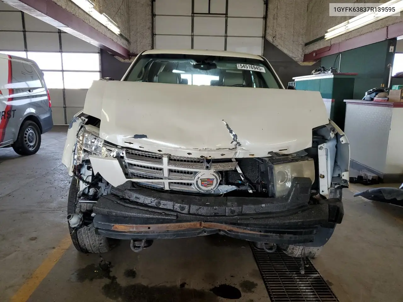 2007 Cadillac Escalade Luxury VIN: 1GYFK63837R139595 Lot: 54516945