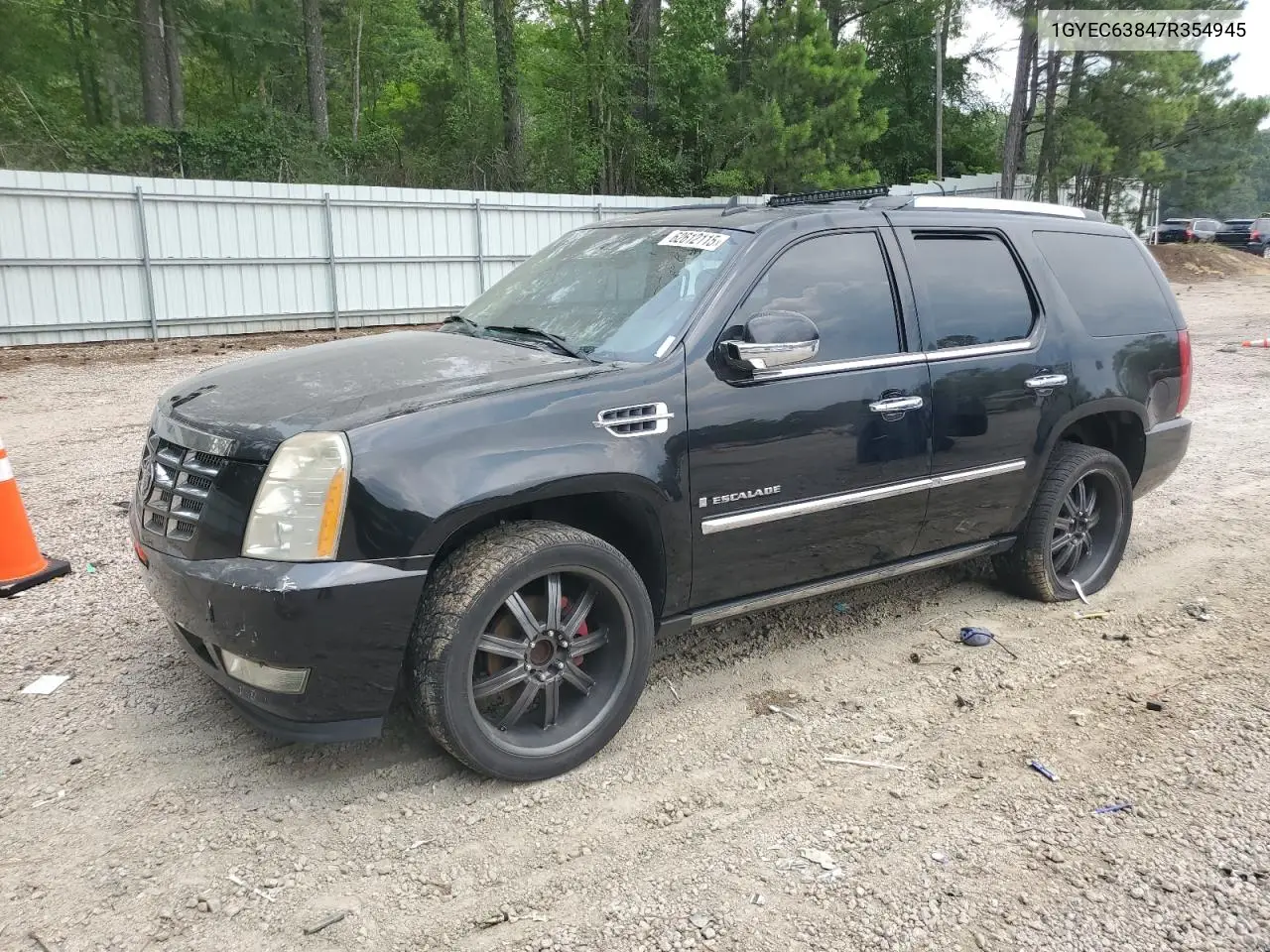 2007 Cadillac Escalade Luxury VIN: 1GYEC63847R354945 Lot: 62612115