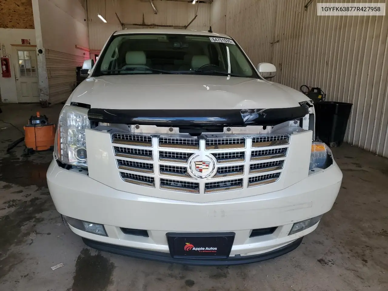 2007 Cadillac Escalade Luxury VIN: 1GYFK63877R427958 Lot: 64751035