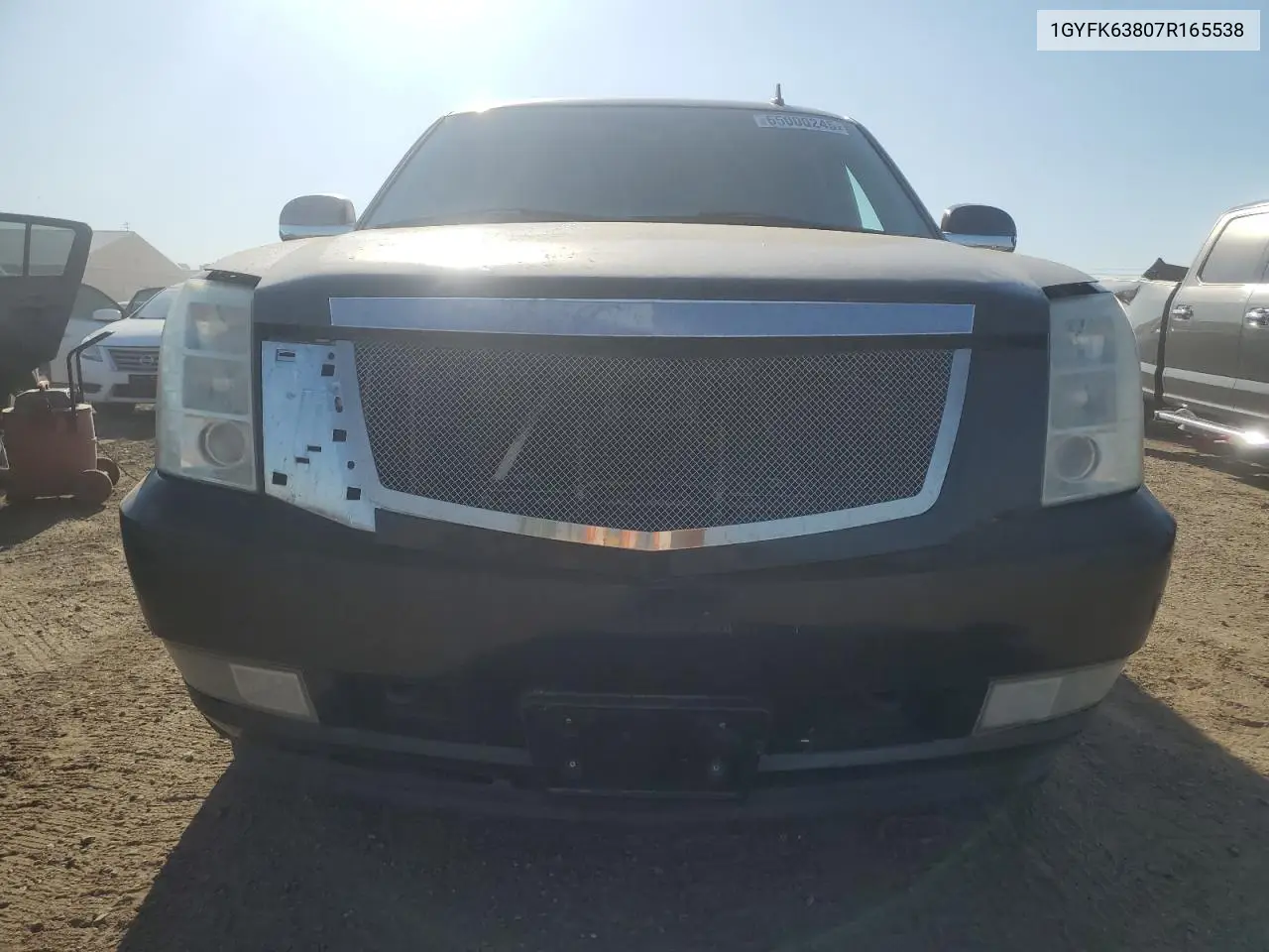 2007 Cadillac Escalade Luxury VIN: 1GYFK63807R165538 Lot: 65000245