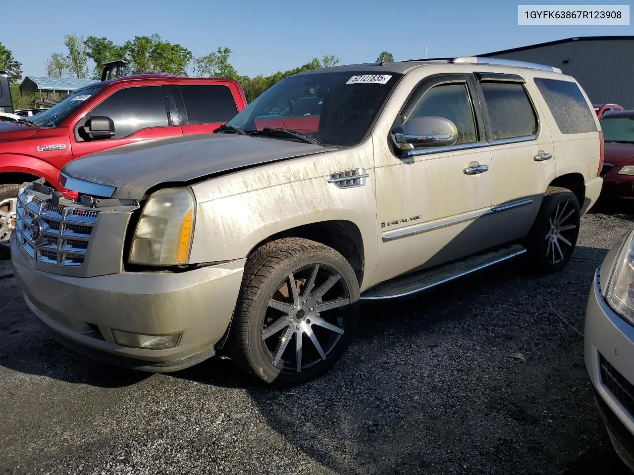 2008 Cadillac Escalade Luxury VIN: 1GYFK63867R123908 Lot: 52127835
