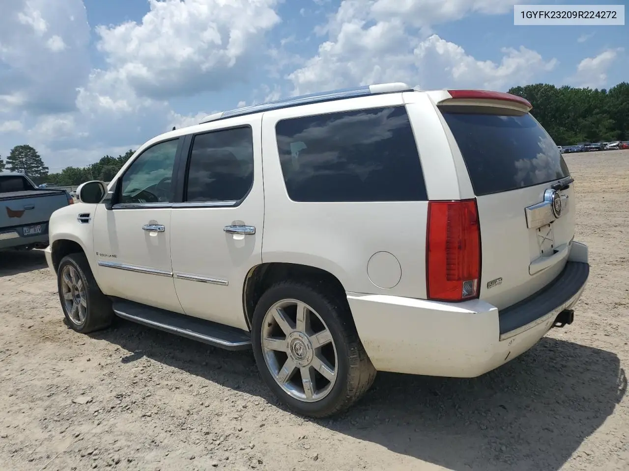 2009 Cadillac Escalade Luxury VIN: 1GYFK23209R224272 Lot: 59886345