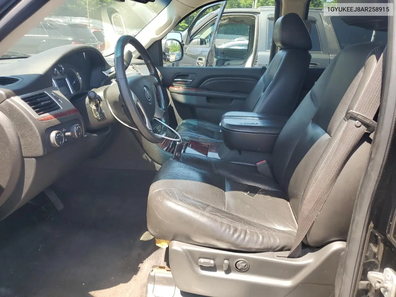 2010 Cadillac Escalade Hybrid VIN: 1GYUKEEJ8AR258915 Lot: 60908475