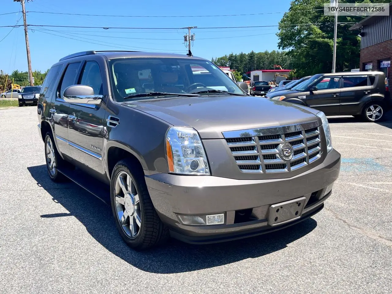 2012 Cadillac Escalade Luxury VIN: 1GYS4BEF8CR12586 Lot: 63012505