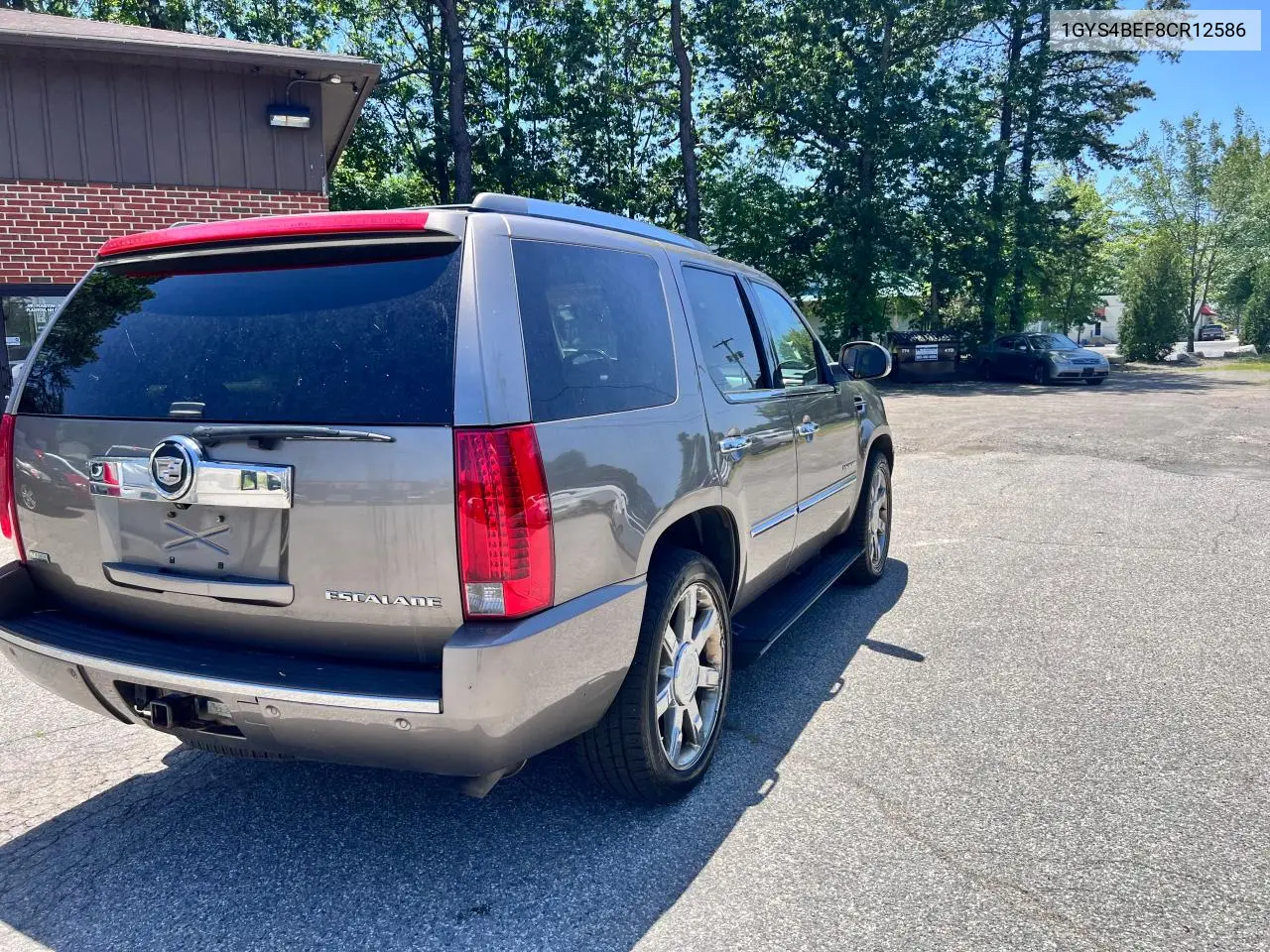 2012 Cadillac Escalade Luxury VIN: 1GYS4BEF8CR12586 Lot: 63012505