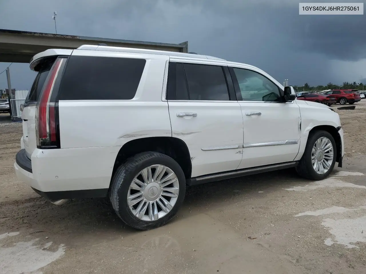 2017 Cadillac Escalade Platinum VIN: 1GYS4DKJ6HR275061 Lot: 60665235