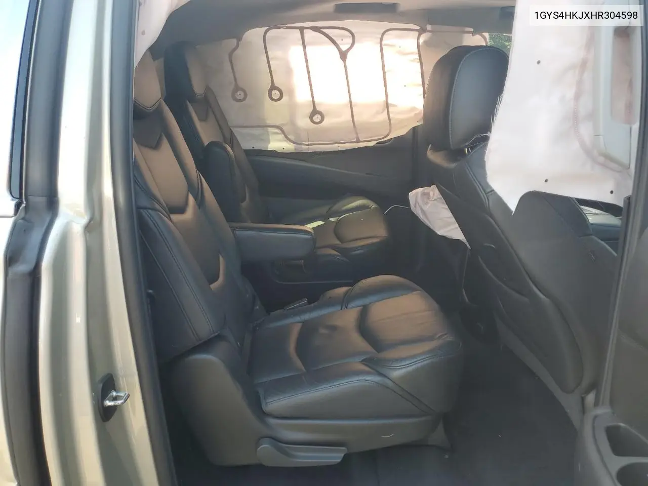 2017 Cadillac Escalade Esv Luxury VIN: 1GYS4HKJXHR304598 Lot: 61930285
