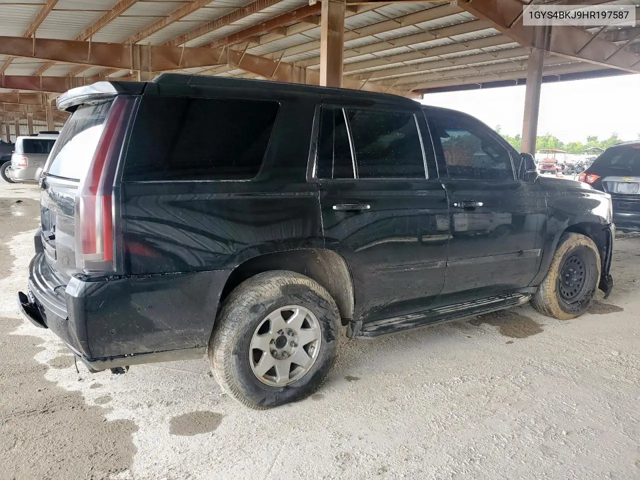 1gys4bkj9hr197587 1GYS4BKJ9HR197587 2017 Cadillac Escalade Luxury