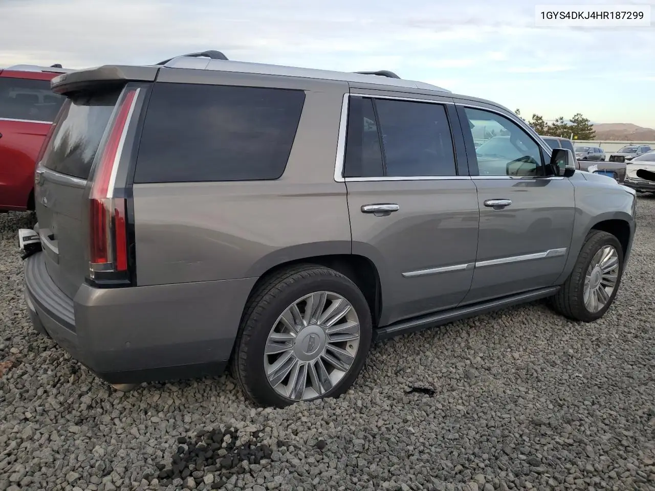 2017 Cadillac Escalade Platinum VIN: 1GYS4DKJ4HR187299 Lot: 79689394