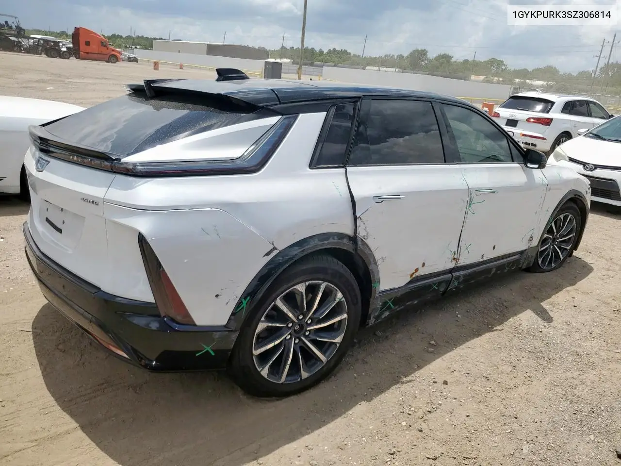 2025 Cadillac Lyriq Sport VIN: 1GYKPURK3SZ306814 Lot: 61672565