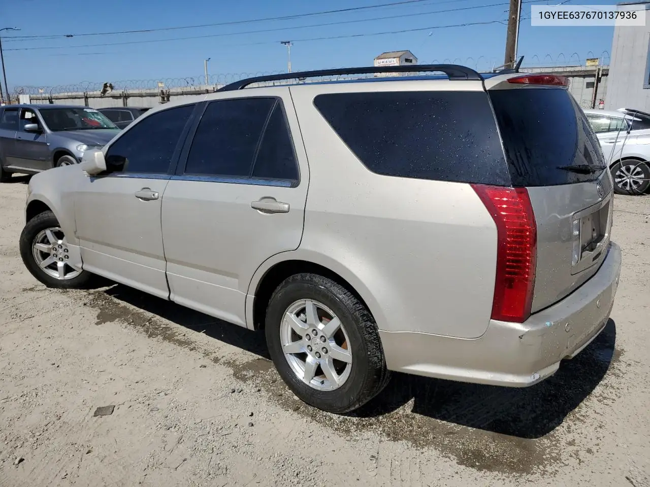 2007 Cadillac Srx VIN: 1GYEE637670137936 Lot: 61086405