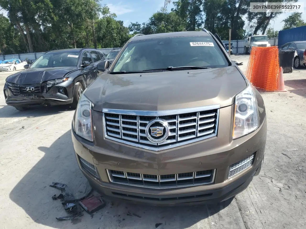 2015 Cadillac Srx Luxury Collection VIN: 3GYFNBE39FS523717 Lot: 62644175